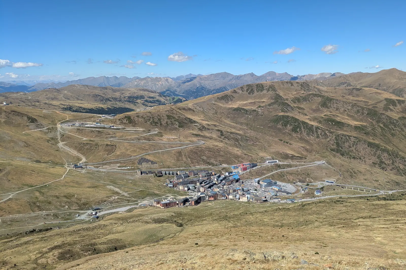 Pas de la Casa, mirando al oeste